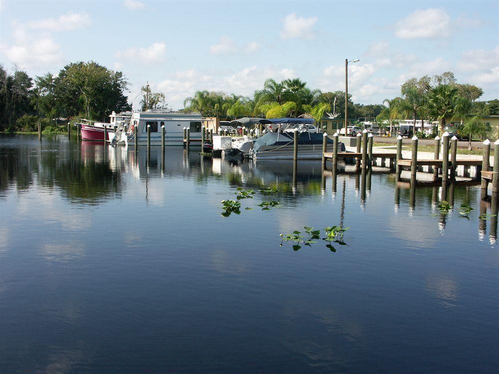 Big River Marina&Lodge Astor Exterior foto