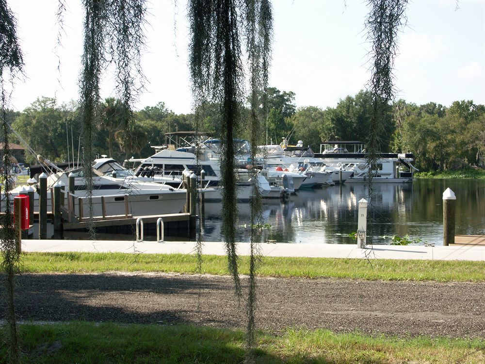Big River Marina&Lodge Astor Exterior foto